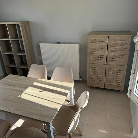 فيلة Absolute Beachfront Villa-grand Sandy أورموس باناجياس