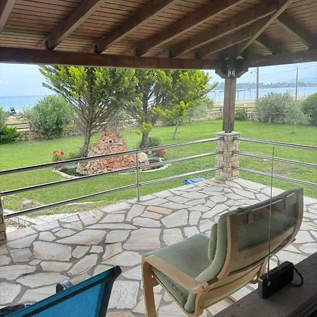 Absolute Beachfront Villa-grand Sandy Ormos Panagias