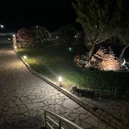 Absolute Beachfront Villa-grand Sandy * Ormos Panagias