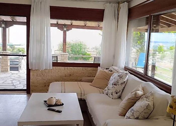 Absolute Beachfront Villa-grand Sandy * Ormos Panagias