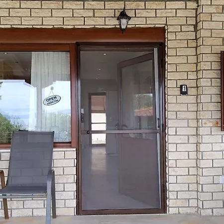 Ormos Palace فيلة