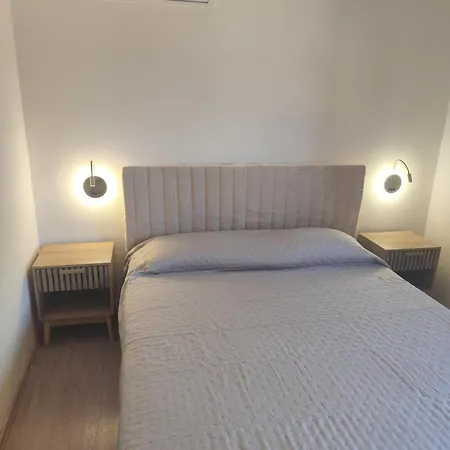 Villa Absolute Beachfront Villa-grand Sandy *