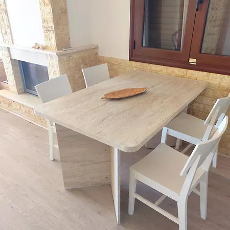 Villa Absolute Beachfront Villa-grand Sandy