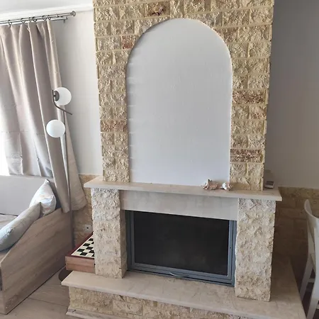 Absolute Beachfront Villa-grand Sandy