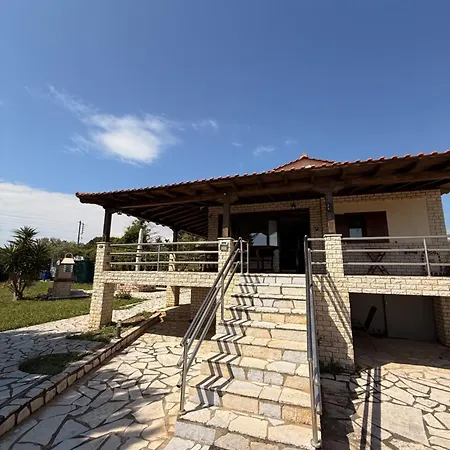 Absolute Beachfront Villa-grand Sandy Ormos Panagias