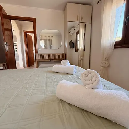 Villa Absolute Beachfront Villa-grand Sandy Ormos Panagias