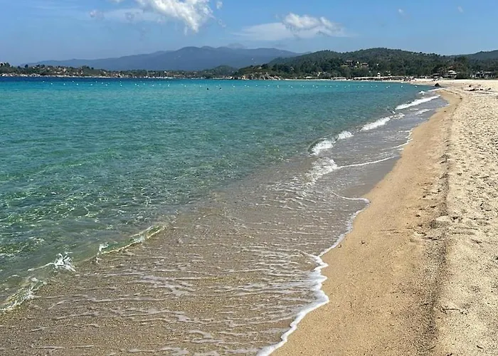 Absolute Beachfront Villa-grand Sandy Villa