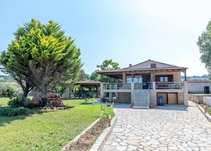 Absolute Beachfront Villa-grand Sandy Villa