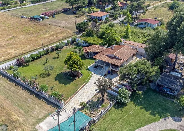 Absolute Beachfront Villa-grand Sandy *